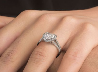 women-engagement-ring